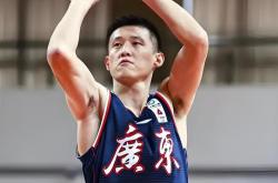 包含Ming重返赛场，出色防守首场状态出色，加拿大队观众沸腾！的词条